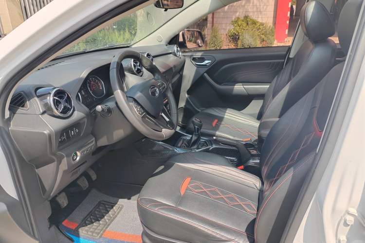 Used Soueast DX3 2018 1.5L Manual Luxury Model