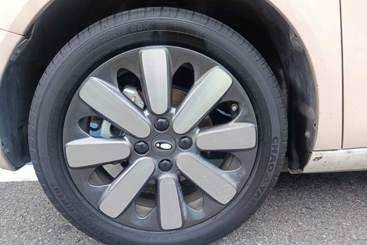 Used ORA Black Cat 2022 351 km Standard Version Ternary Lithium