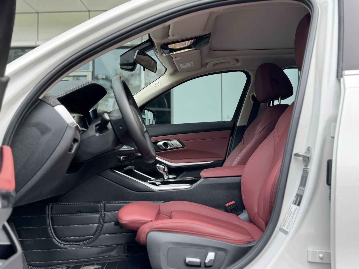 Vordere Reihe im Auto