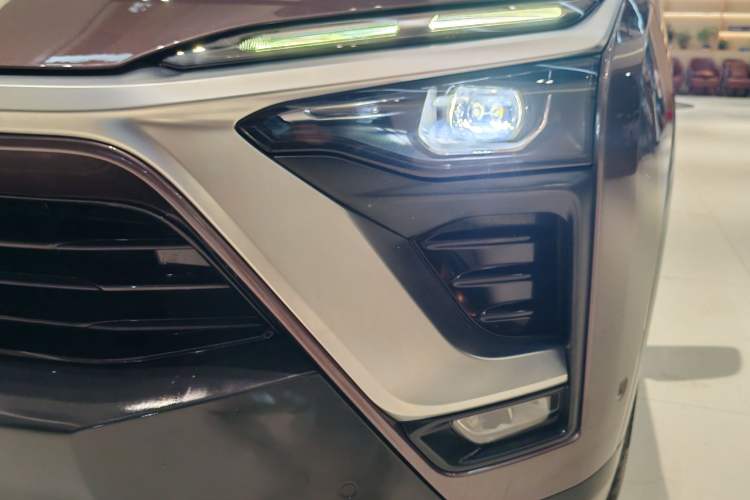 Used Nio ES8 2018 355 km Base Version 7-Seater Edition