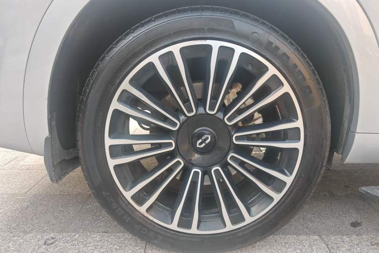 Used Hima AITO M7 2024 1.5T Intelligent Drive 4x4 Max Edition 6 Seats Exterior 9