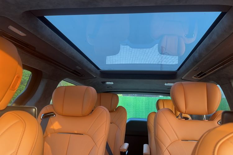 Used Geely Galaxy LEVC L380 2024 140-Degree 6-Seater All-Wheel-Drive Ultra