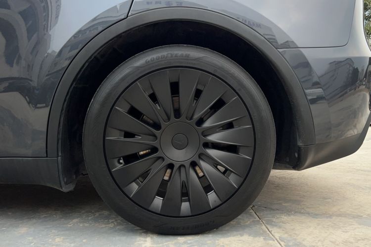 Used Tesla Model Y 2024 Rear-Wheel-Drive Version