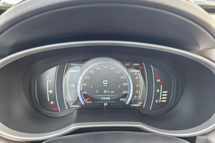 Used Geely Auto Emgrand X7 Sport 2016 1.8TD Automatic All-Wheel-Drive ZhiZun Edition Odometer Close Up