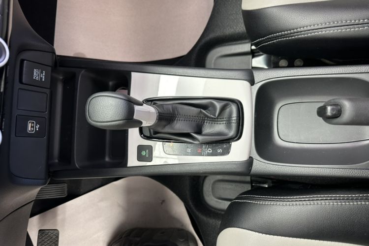 Used Honda Fit 2022 1.5L CVT Trendy Sunroof Edition