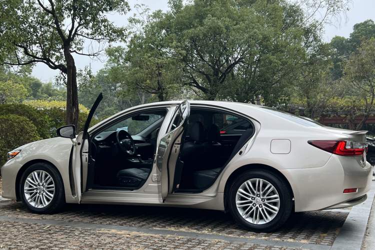 Used Lexus ES 2015 200 Elite Edition