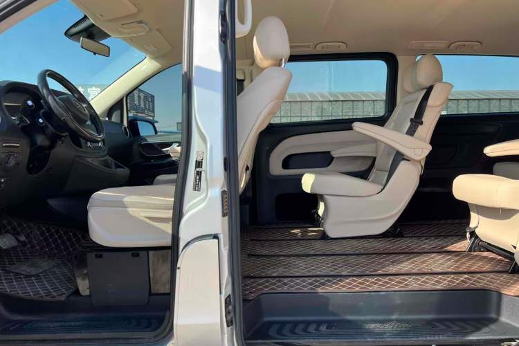 Used Mercedes-Benz Vito 2016 2.0T Business Edition
