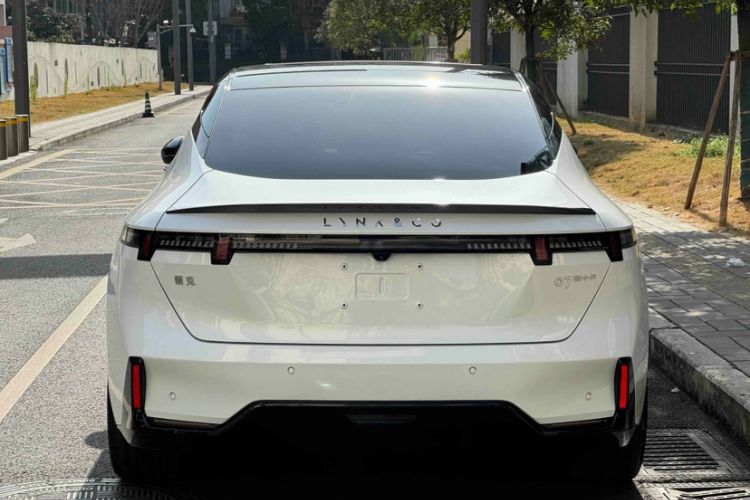 Used Lynk & Co 07 2024 EM-P 126 Long-Range Ultra