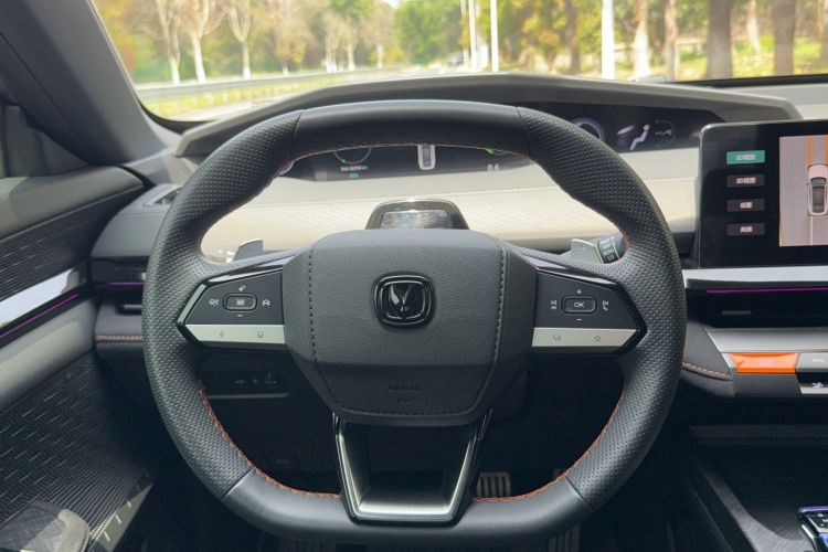 Used CHANGAN UNI-V 2022 2.0T Leading-Speed Edition Steering Wheel