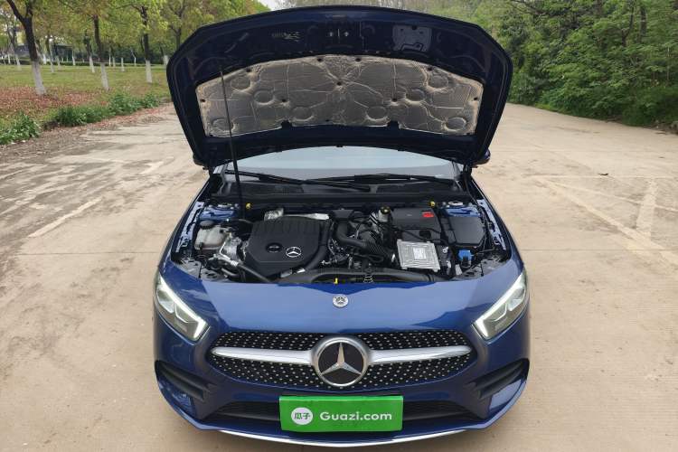 Used Mercedes-Benz A-Class 2022 Restyled A 200 L Sport Sedan Fashion Version Exterior 8