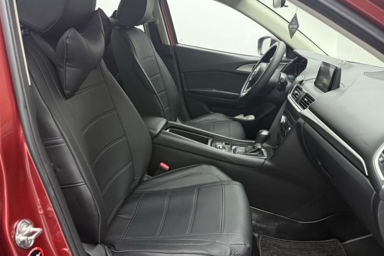 Used Mazda 3 Axela 2017 Sedan 1.5L Automatic Luxury Model Emission Standard China V