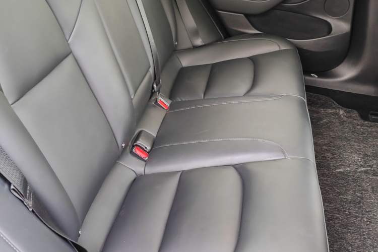 Used Tesla Model 3 2021 Standard Range Rear-Drive Upgraded Version Interior 8