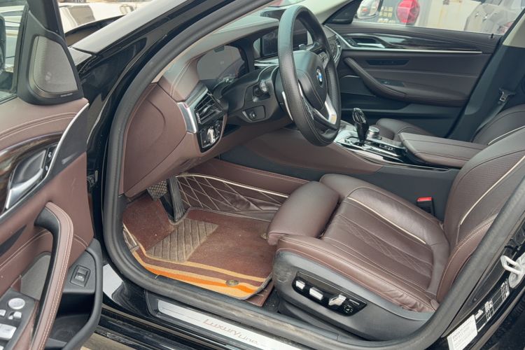 Used BMW 5 Series 2023 Updated 530Li Luxury Package Prestige Version
