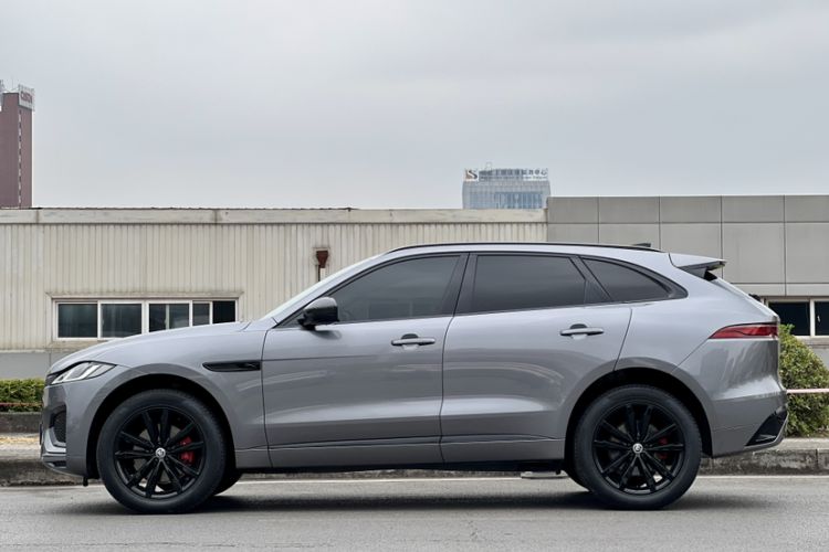Used Jaguar F-PACE 2024 P250 R-Dynamic SE
