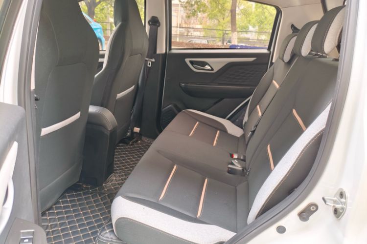 Used SOL E10X 2021 302 km Range Fashion Edition 31.4 kWh