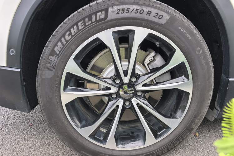 Used Nio ES6 2024 75 kWh Exterior 7