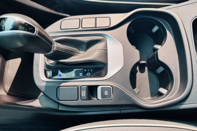 Used Hyundai Santa Fe 2017 2.0T Automatic Two-Wheel Drive Smart Version 7 Seats