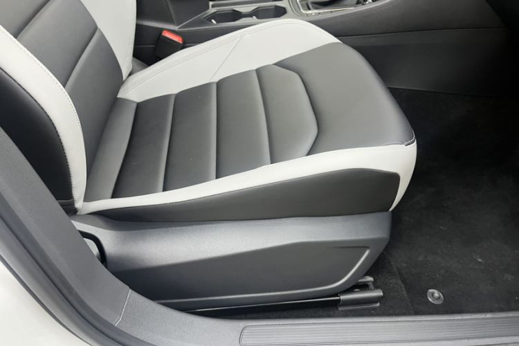 Used Volkswagen Bora 2025 300TSI DSG Prestige Edition
