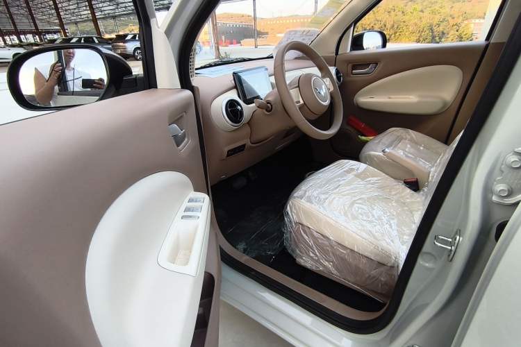 Used Wuling Hongguang MINIEV 2025 Four-Door Version Advanced Edition