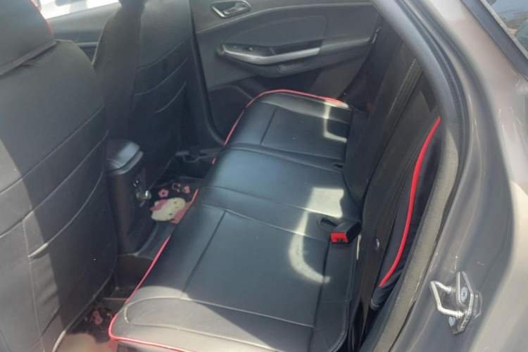 Used Ford Escort 2015 1.5L Automatic Fashion Model