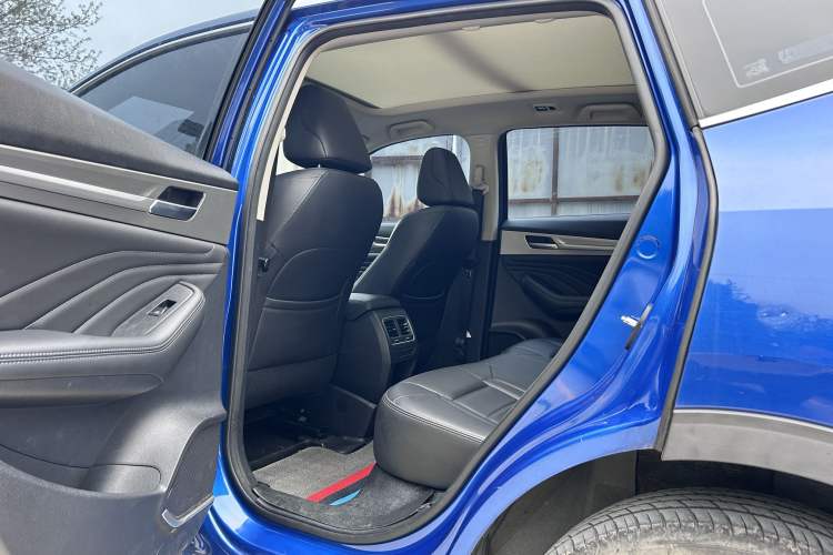 Used Haval F7 2019 1.5T Two-Wheel Drive i-Trend China VI Standard Interior 4