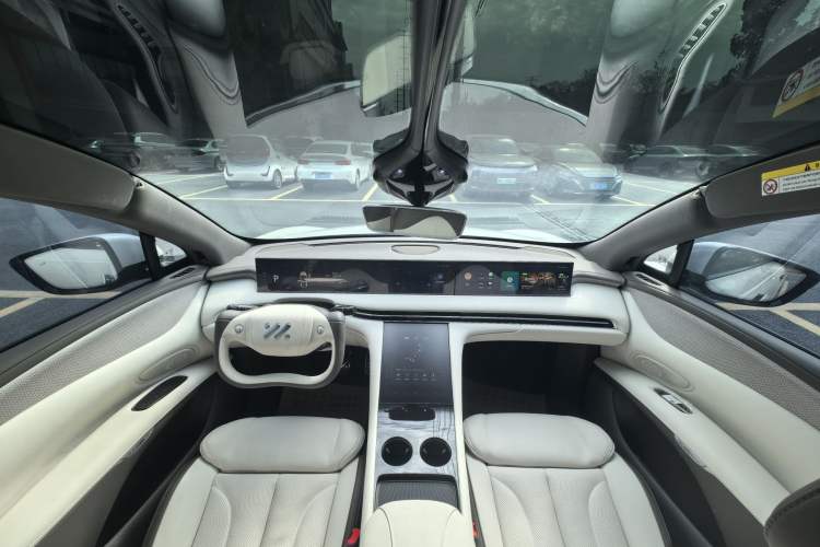 Used IM LS7 2023 90 kWh Elite Rear-Drive Version