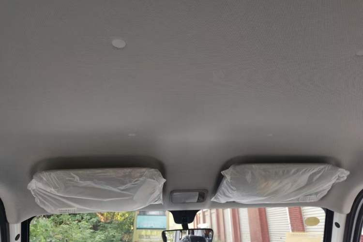 Used Wuling Zhiguang New Energy 2025 Model 305km Ambitious Edition