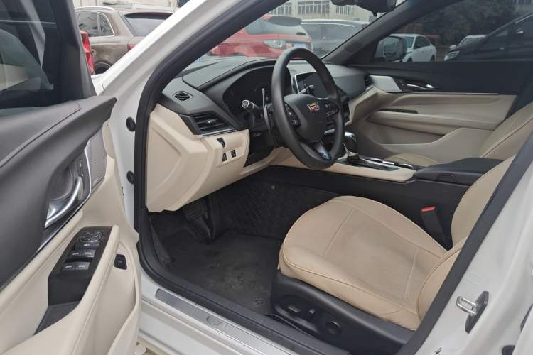 Used Cadillac CT4 2023 25T Luxury Model Left Front Seat