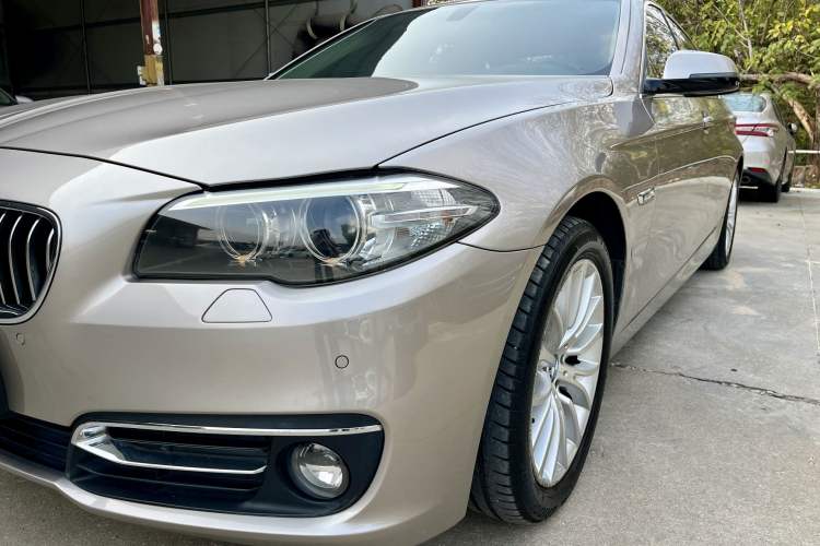 Used BMW 5 Series 2014 525Li Luxury Design Package
