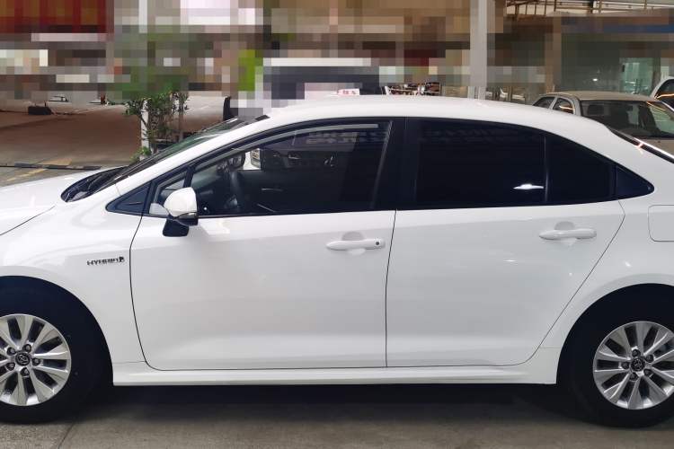 Used Toyota Corolla 2022 Dual-Motor 1.8L E-CVT Pioneer Edition
