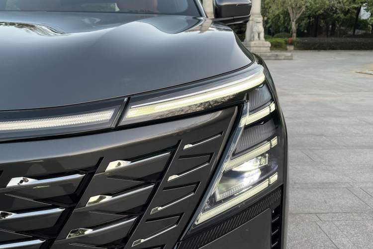 Used Changan CS75 PLUS 2025 4th Generation 1.5T New Blue Whale Smart Luxury Edition
