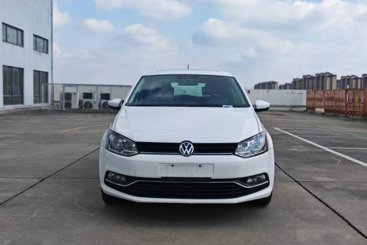 Used Volkswagen Polo 2016 1.6L Automatic Comfort Model Exterior 1