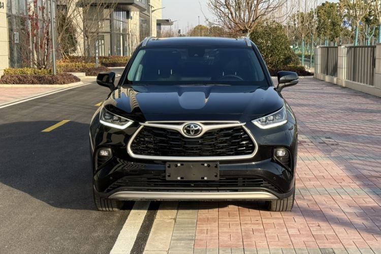 Used Toyota Highlander 2024 2.5L Smart Electric Hybrid Dual-Engine Four-Wheel Drive Prestige Version – 7 Seats