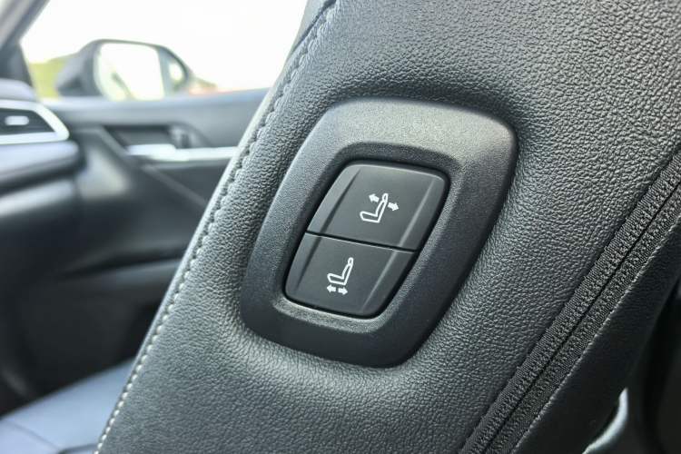 Used Toyota Camry 2021 Dual-Motor 2.5HS Fēngshàng Edition