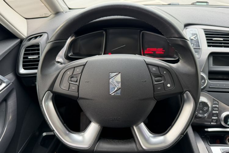 Used DS 5 2014 1.6T Elegant Version THP160
