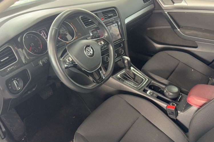 Used Volkswagen Golf 2019 200TSI DSG Comfort & Ambition Edition China VI Standard
