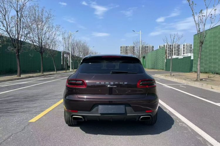 Used Porsche Macan 2017 Macan 2.0T Exterior 4