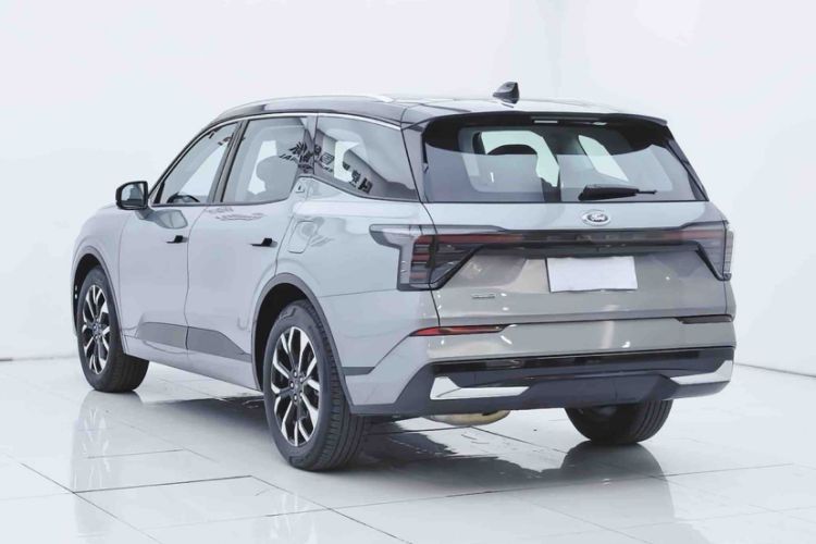 Used Ford Edge 2025 Ford Explorer L 2.0T EcoBoost E-Hybrid Four-Wheel-Drive 7-Seater Supreme Model
