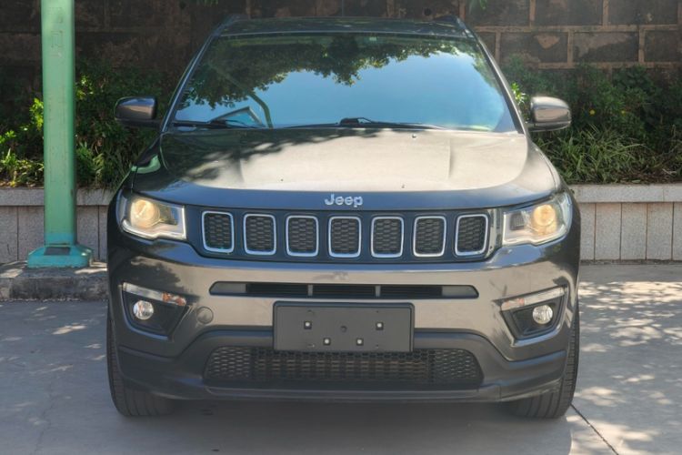 Used Jeep Compass 2017 200T Automatic Family Edition