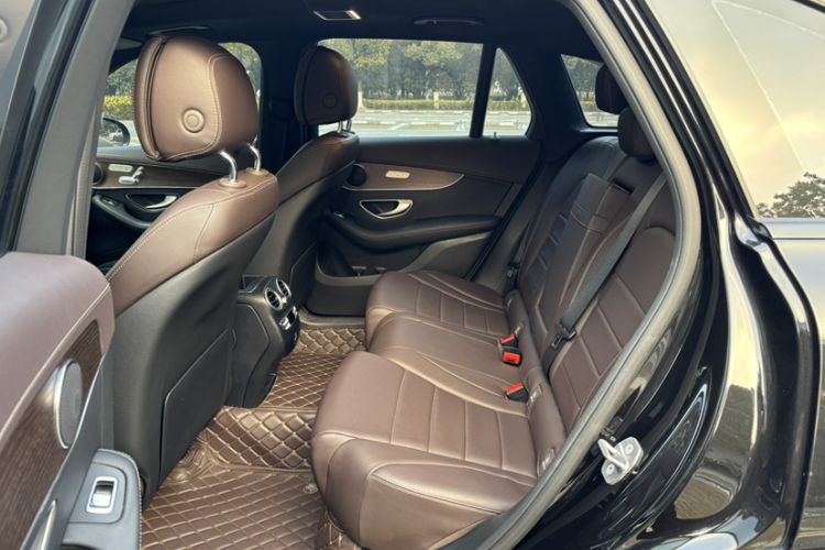 Used Mercedes-Benz GLC 2021 GLC 260 L 4MATIC Luxury Model
