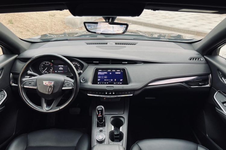 Used Cadillac XT4 2021 28T Two-Wheel Drive Tech Edition
