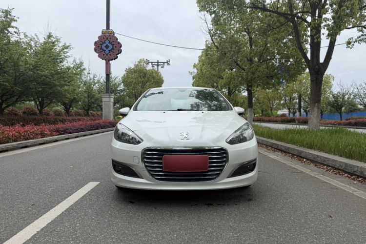 Used Peugeot 308 2014 Enjoy Edition Classic 1.6L Automatic Premium Model Exterior 2