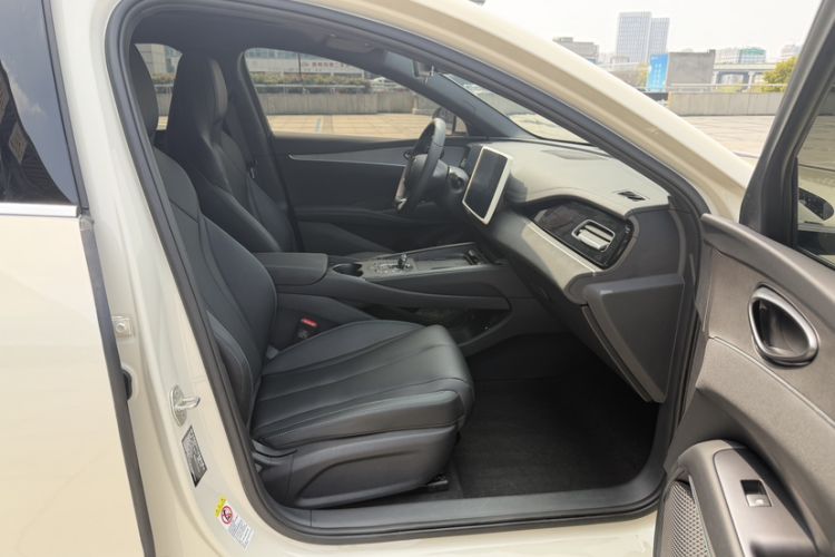 Used BYD Seal 06 New Energy 2024 DM-i 120KM Prestige Model
