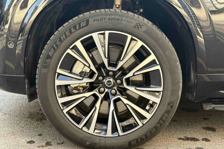 Used Volvo XC90 New Energy 2024 T8 Luxury Flagship 7-Seater