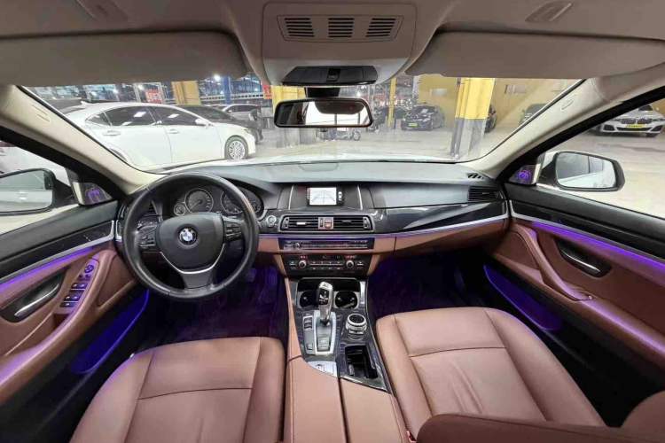Used BMW 5 Series 2017 520Li Elegant Edition Interior 1