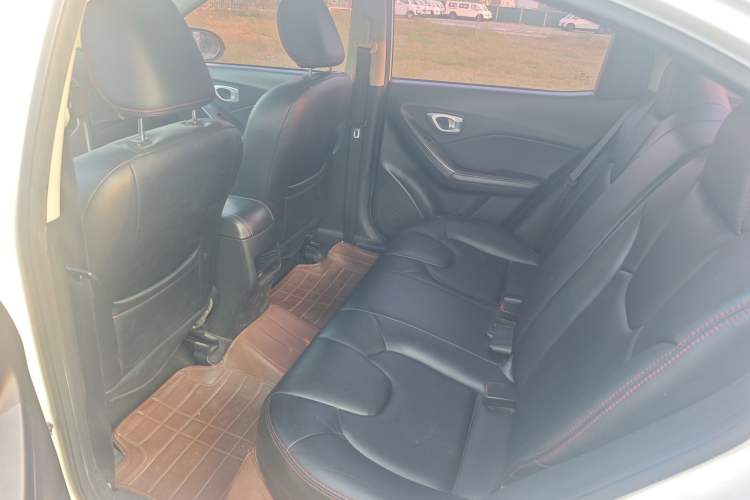 Used GAC Trumpchi GA3 2013 1.6L Manual Elite Edition
