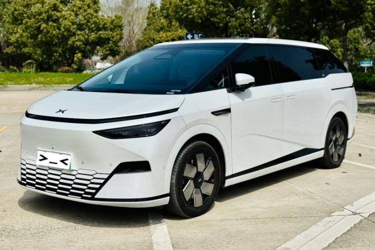 Used XPeng X9 2024 610 Long-Range Pro