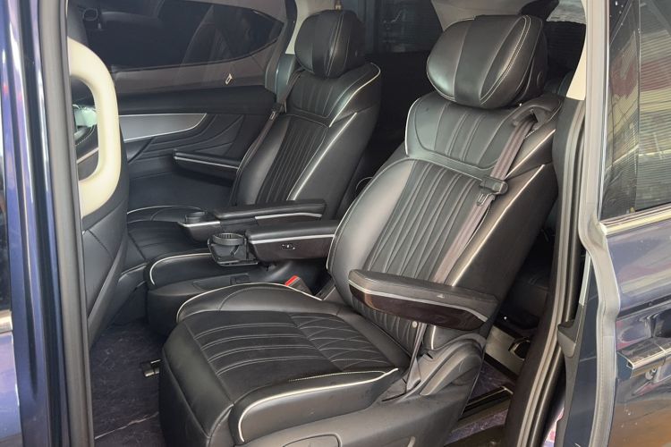 Used Roewe iMAX8 2021 400TGI Flagship Edition