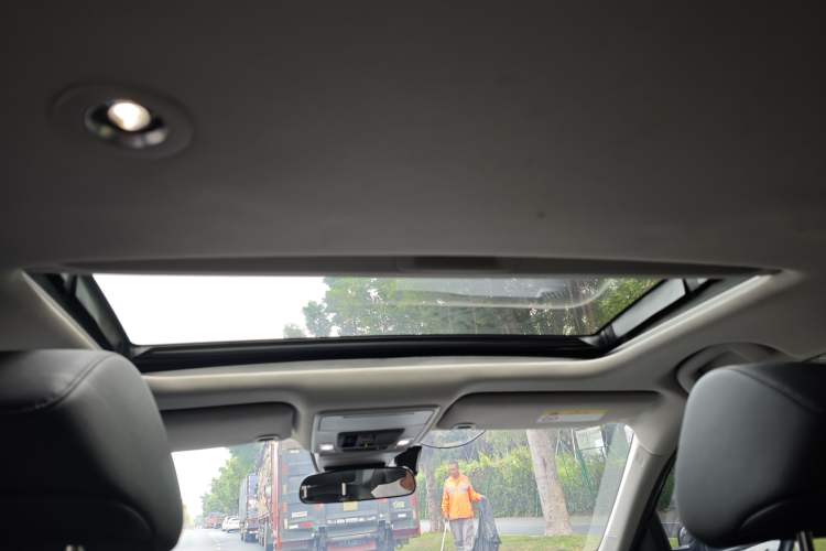 Used Honda Accord New Energy 2023 2.0L ePHEV Luxury Edition Headliner