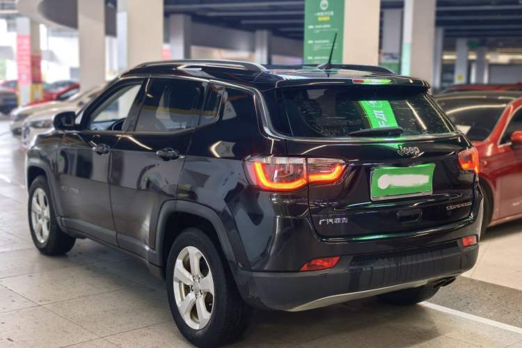 Used Jeep Compass 2019 220T Automatic Enjoyment Version
